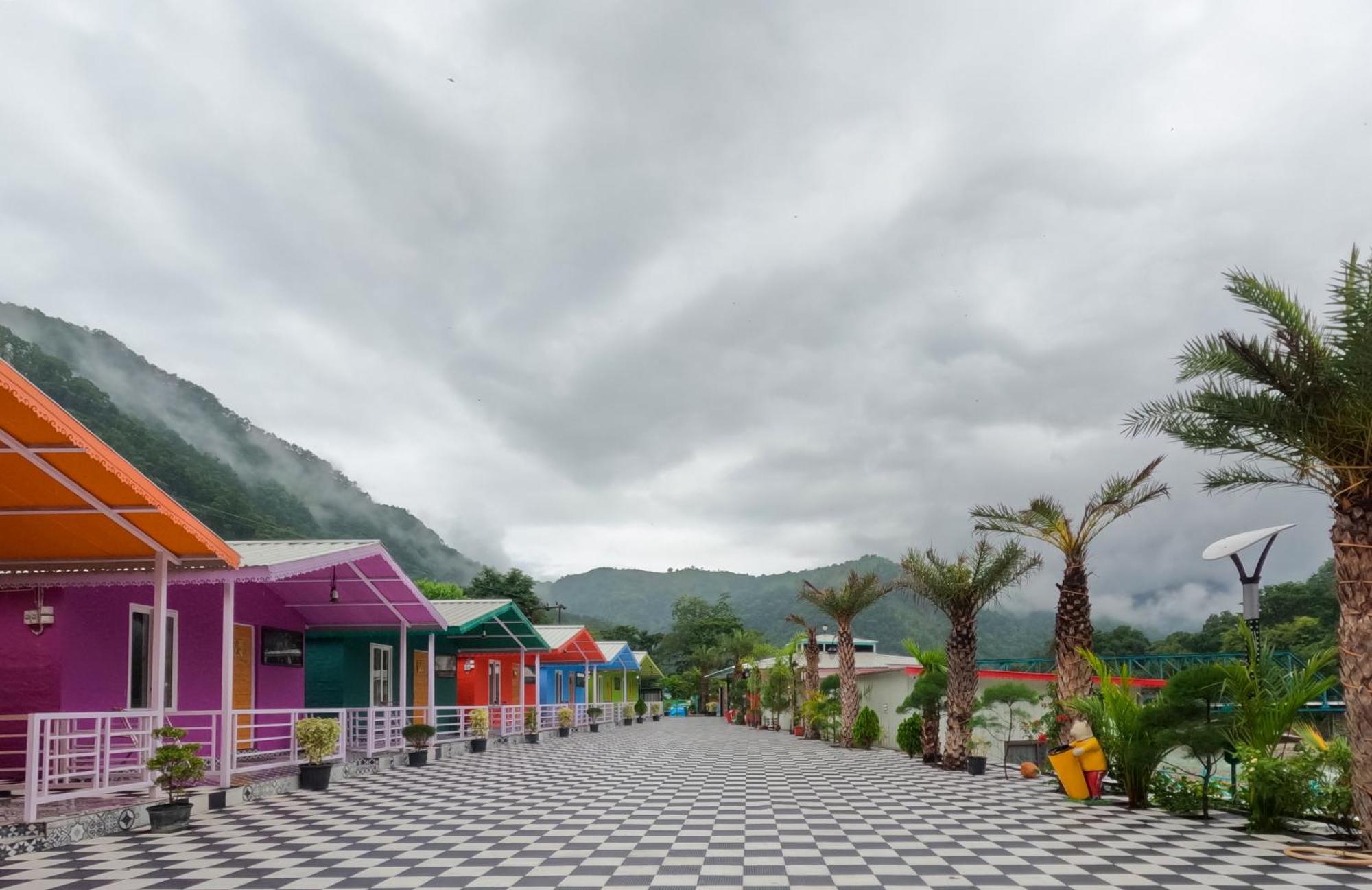 Mr River Resort - Mohanchatti ริชิเคช ภายนอก รูปภาพ